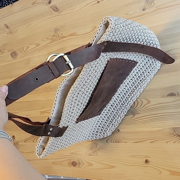 🌟HOST Pick🌟 LEATHER Crochet Store Leather, Macrame Tote - Picture 6 of 9
